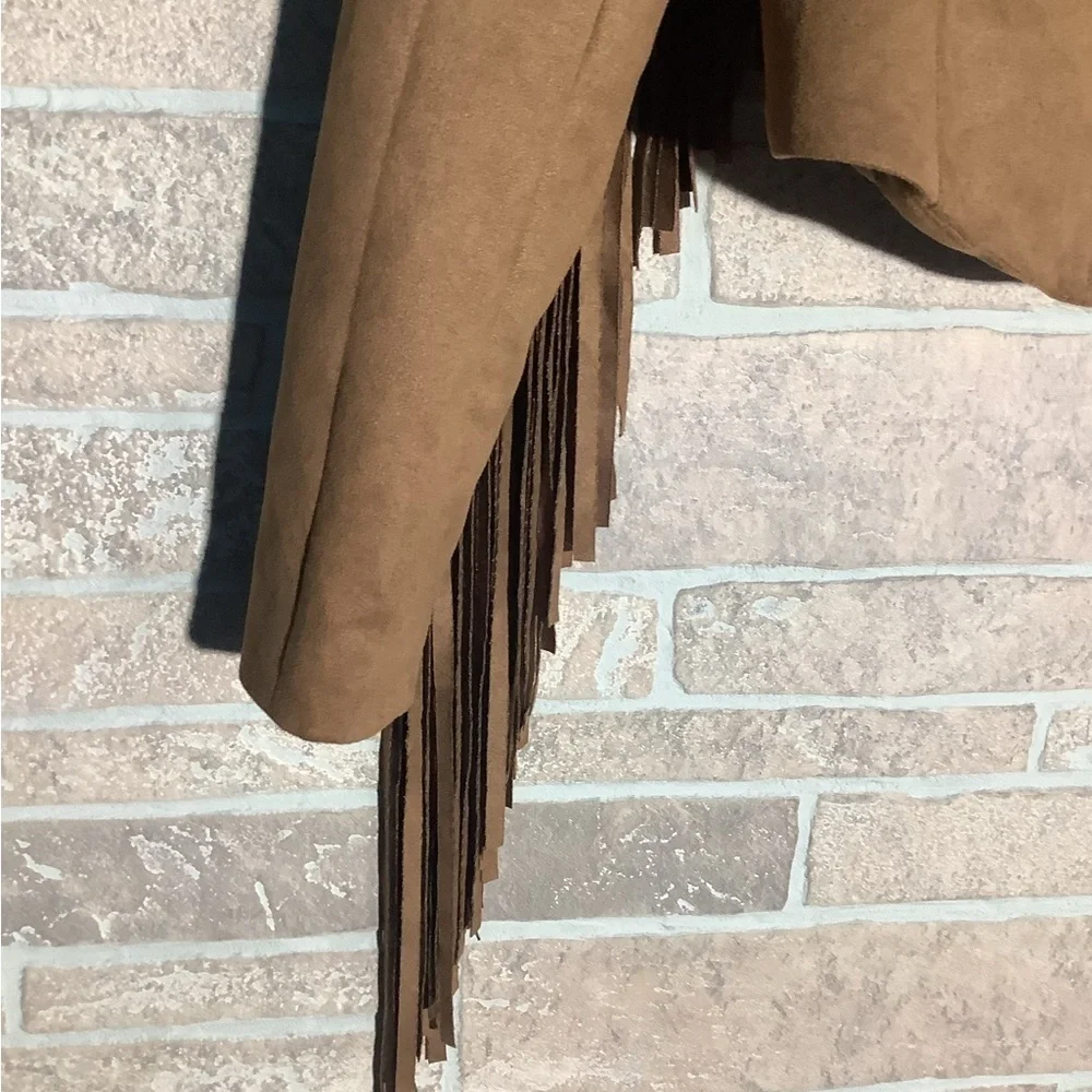 TopChic - Sz S - faux leather suede fringe fashion jacket - tan - 10” fringe - Picture 4 of 7